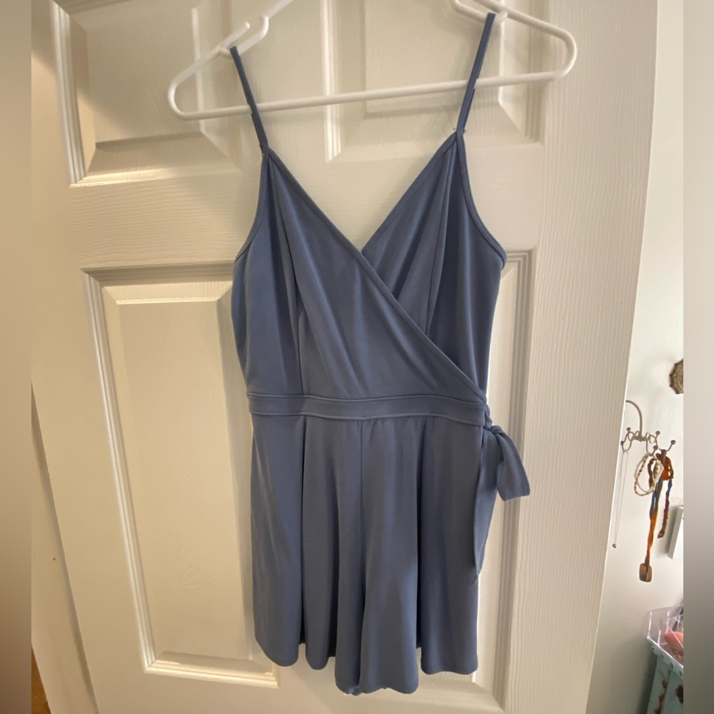 Abercrombie & Fitch blue romper size S.